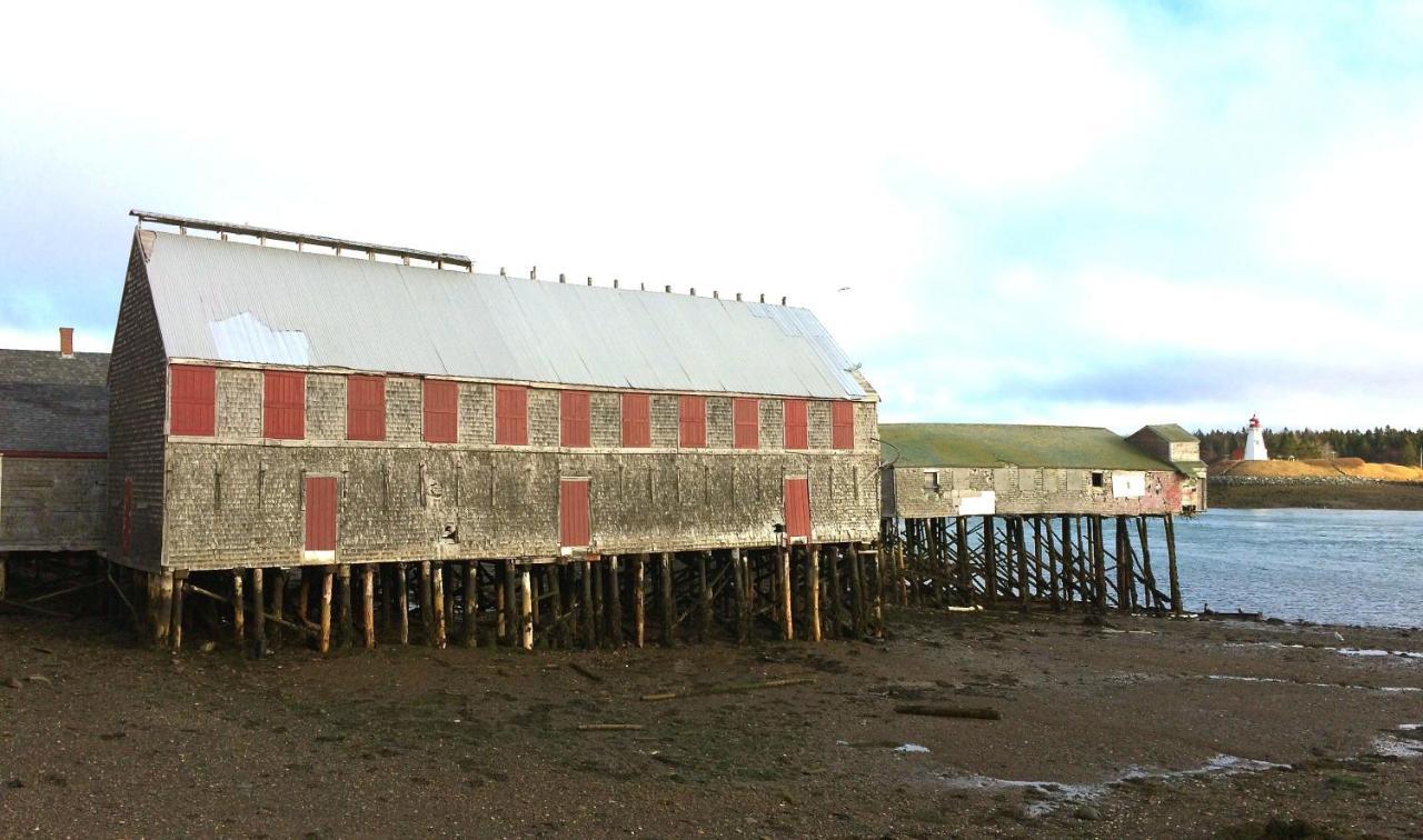 West Quoddy Station Llc 호텔 Lubec 외부 사진